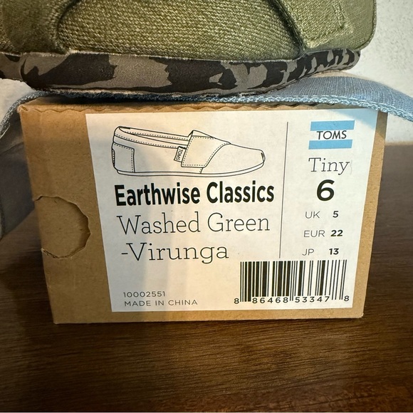 NIB Toms Earthwise Classics Washed Green Slip-Ons “Virunga” Baby/Toddler Size 6 - Picture 2 of 10